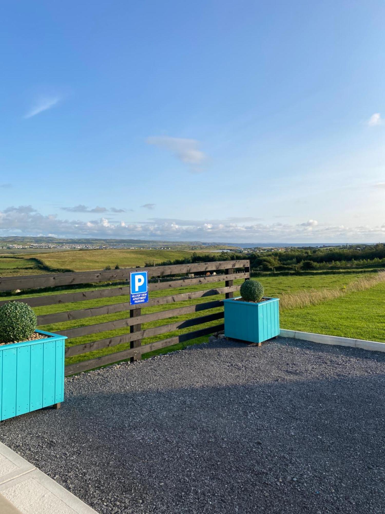 Hill Top View Apartment Lahinch Exterior photo